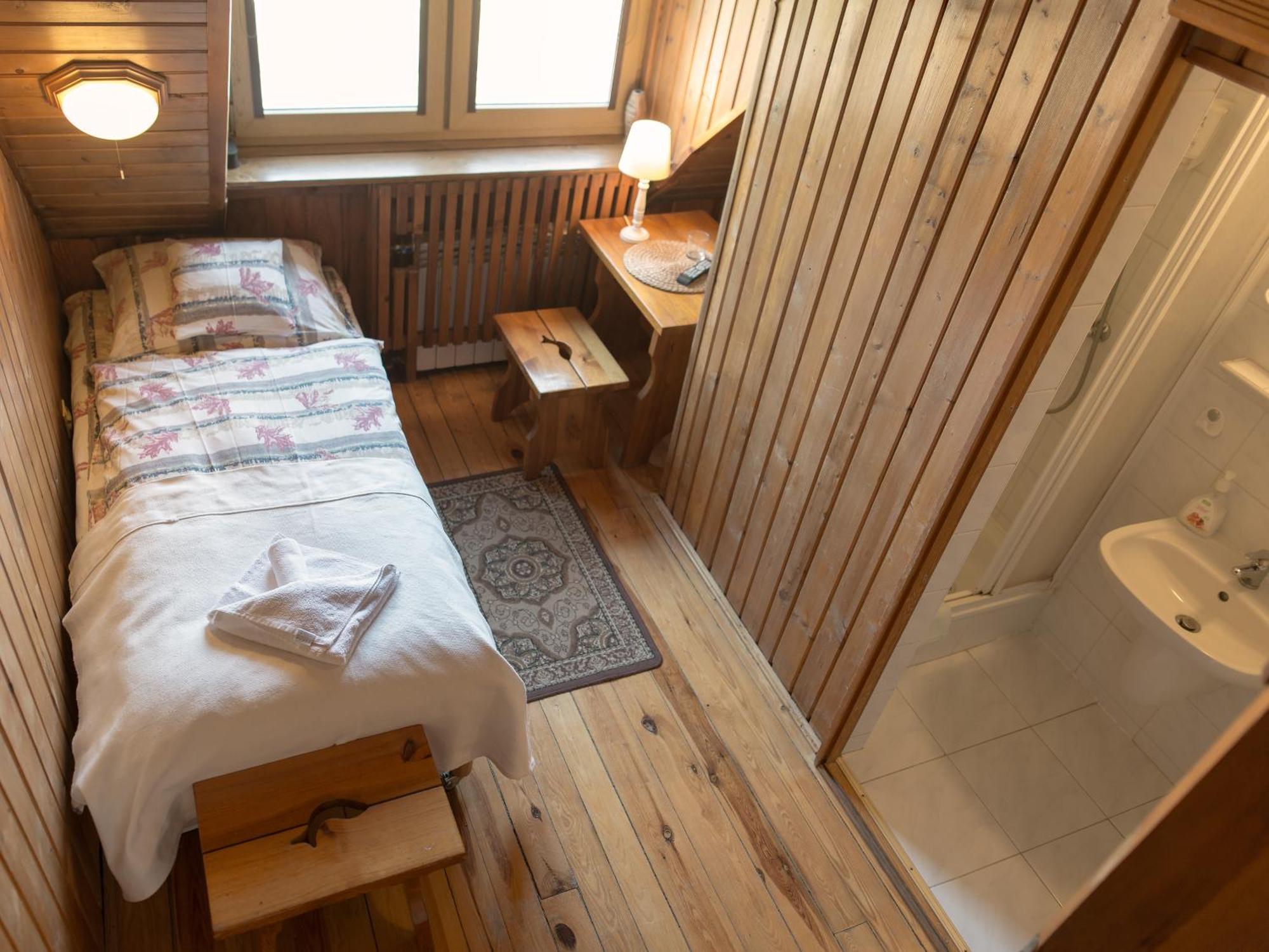 Hotel Wyrwidab Chodzież Cameră foto